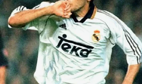7. 1999-2000 Real Madrid Home Kit