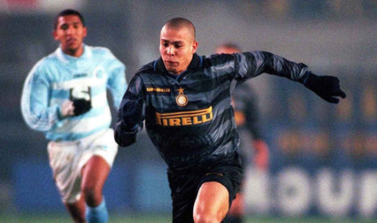 9. Inter Milan 1997-98 Home Jersey