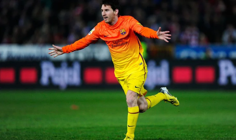 9. Barcelona 2012-13 Away Jersey